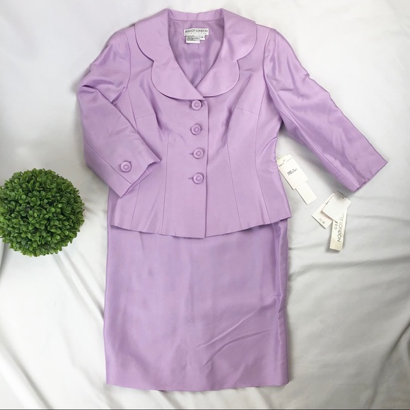 Maggy London Dresses & Skirts - NWT Maggy London 100% silk jacket skirt suit